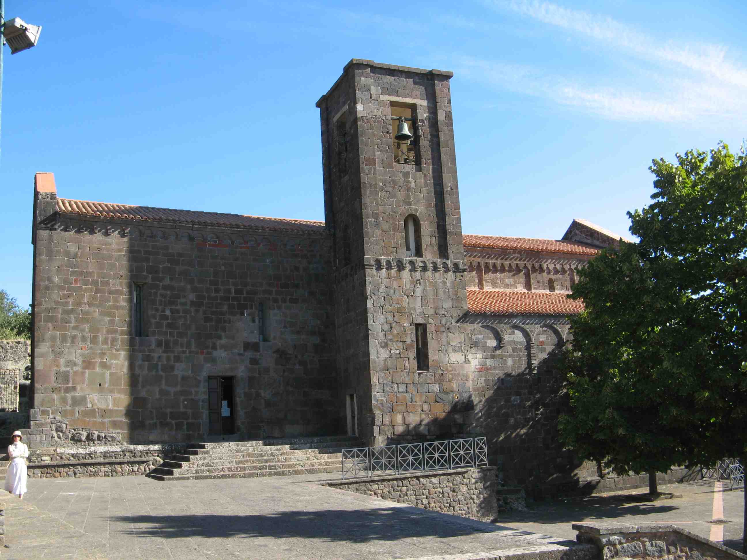 Santa maria a bonarcado Archi decorativi per interni